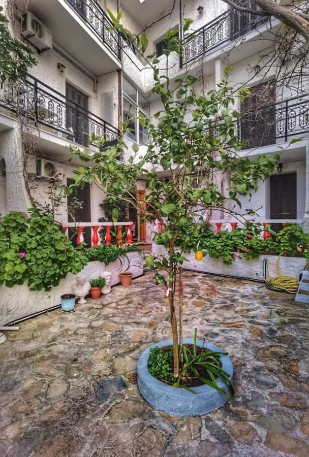 Odysseas Hotel Samos Exterior photo