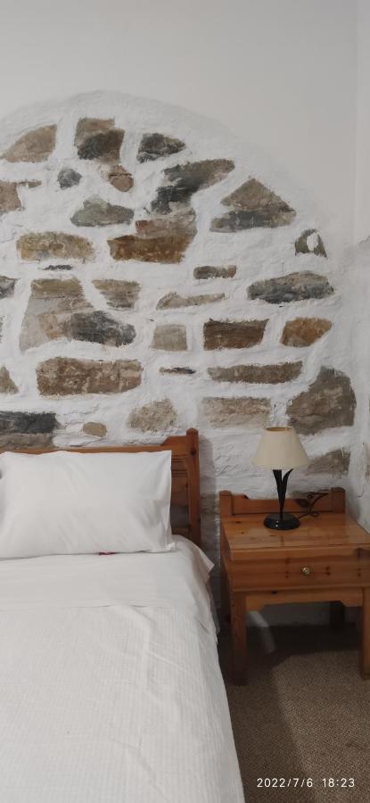 Odysseas Hotel Samos Exterior photo